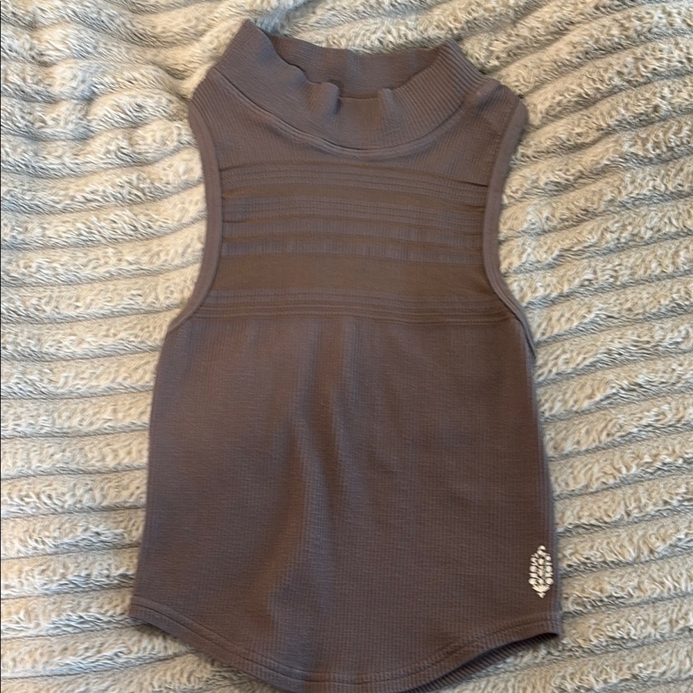 NWOT FP movement tank